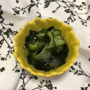 きゅうりとわかめの酢の物